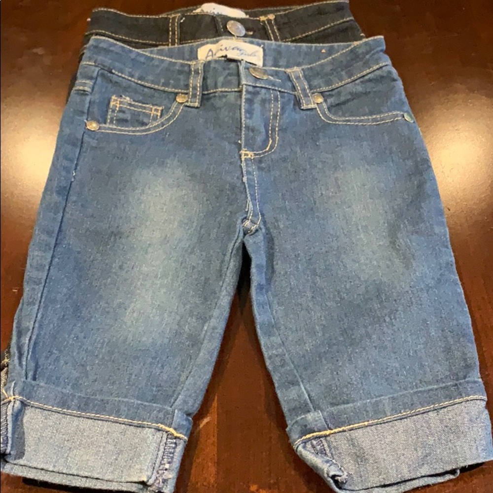 Jean Capris - Picture 3 of 3